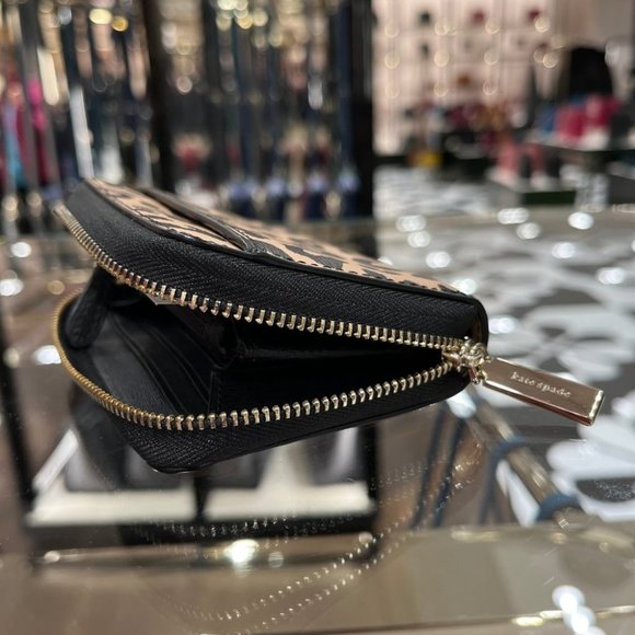 KATE SPADE DARCY GRAPHIC LEOPARD SMALL ZIP CARDCASE WALLET W/GIFT POUCH - Picture 7 of 9